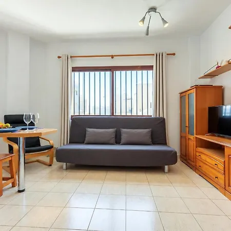 Appartement 2 Bedroom Cozy In *